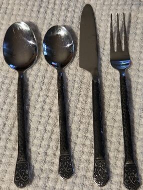 AVALON Hammered Black Stainless Steel GS 18/10 Flatware Set4